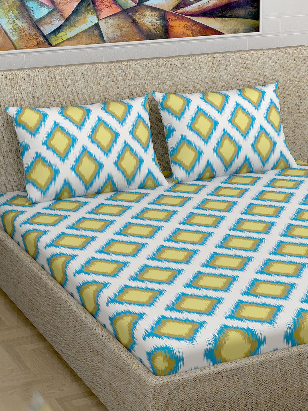 

Divine Casa Off-White & Khaki Geometric Flat 180 TC Cotton 1 Queen Bedsheet with 2 Pillow Covers