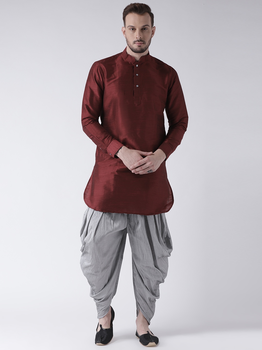 

DEYANN Men Maroon Solid Kurta with Patiala