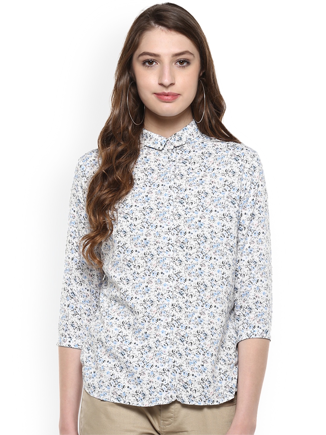 

Crimsoune Club Women White & Blue Slim Fit Printed Casual Shirt