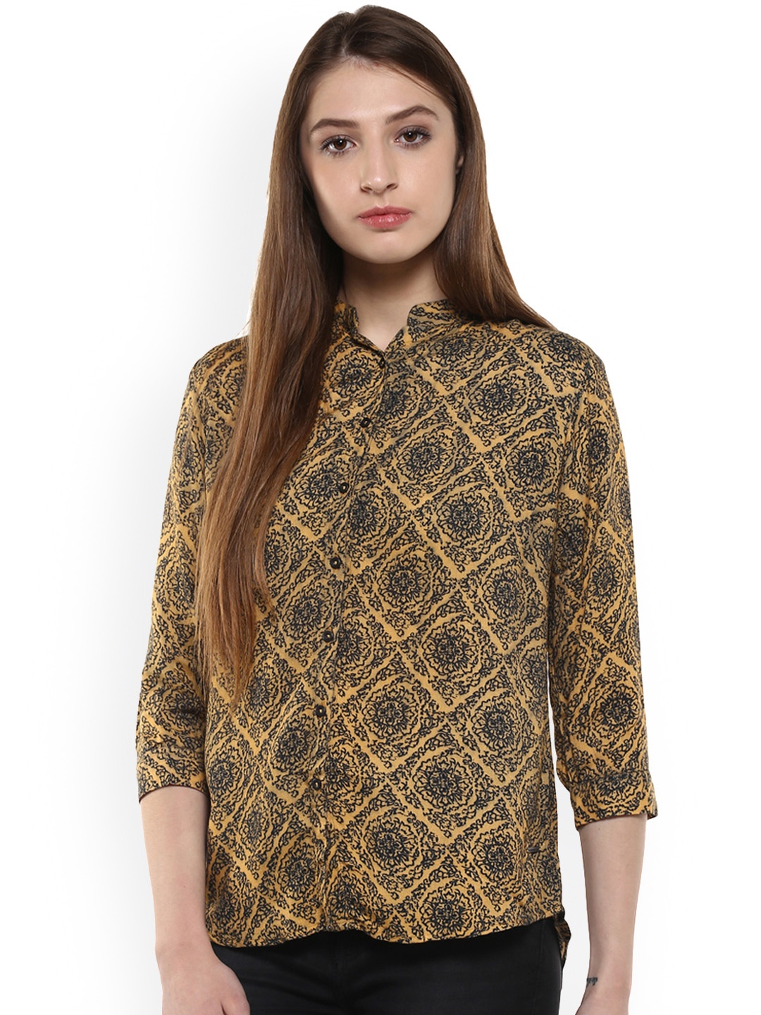 

Crimsoune Club Women Yellow Printed High-Low Top