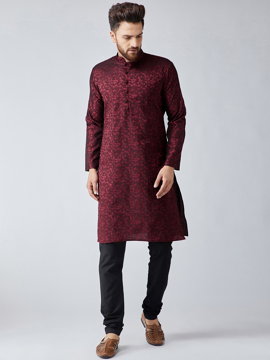 

SOJANYA Men Maroon & Black Self Design Kurta with Churidar