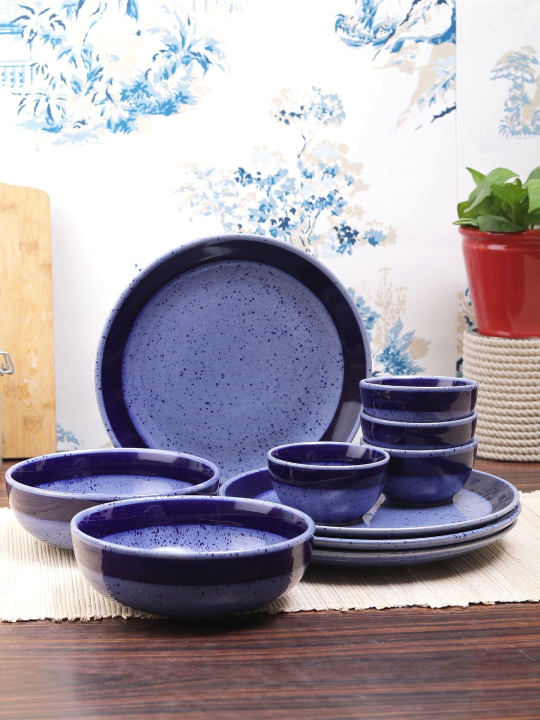 

VarEesha Set of 10 Blue Printed Ceramic Dinner Plates & Katori Bowls
