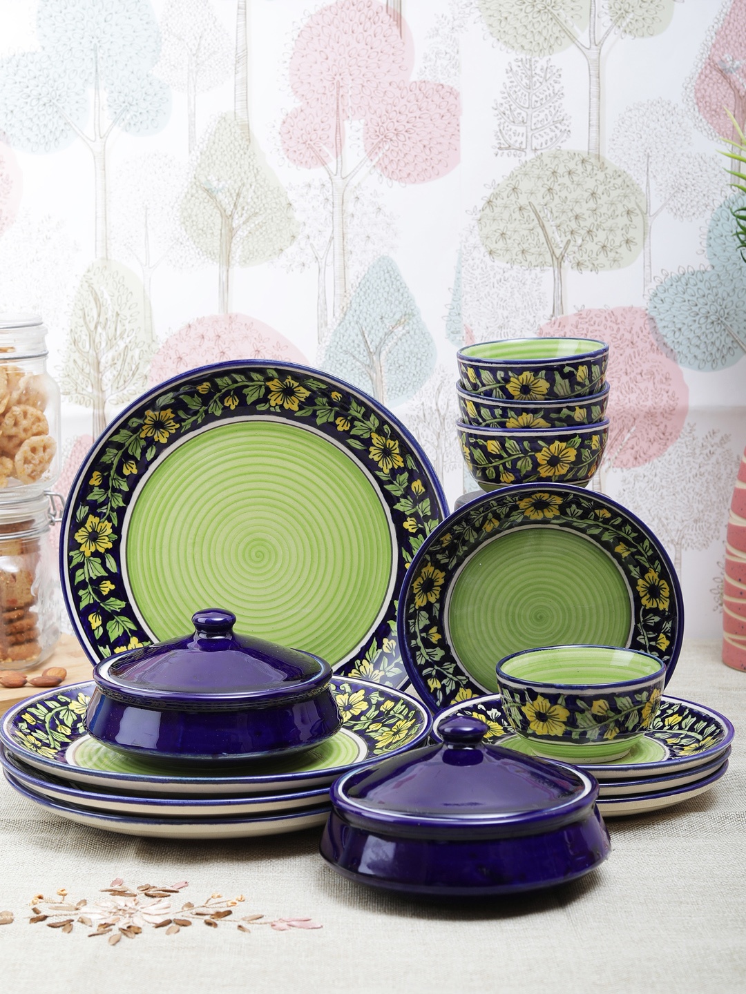 

VarEesha Set of 16 Green & Blue Printed Ceramic Dinner Plates & Bowls