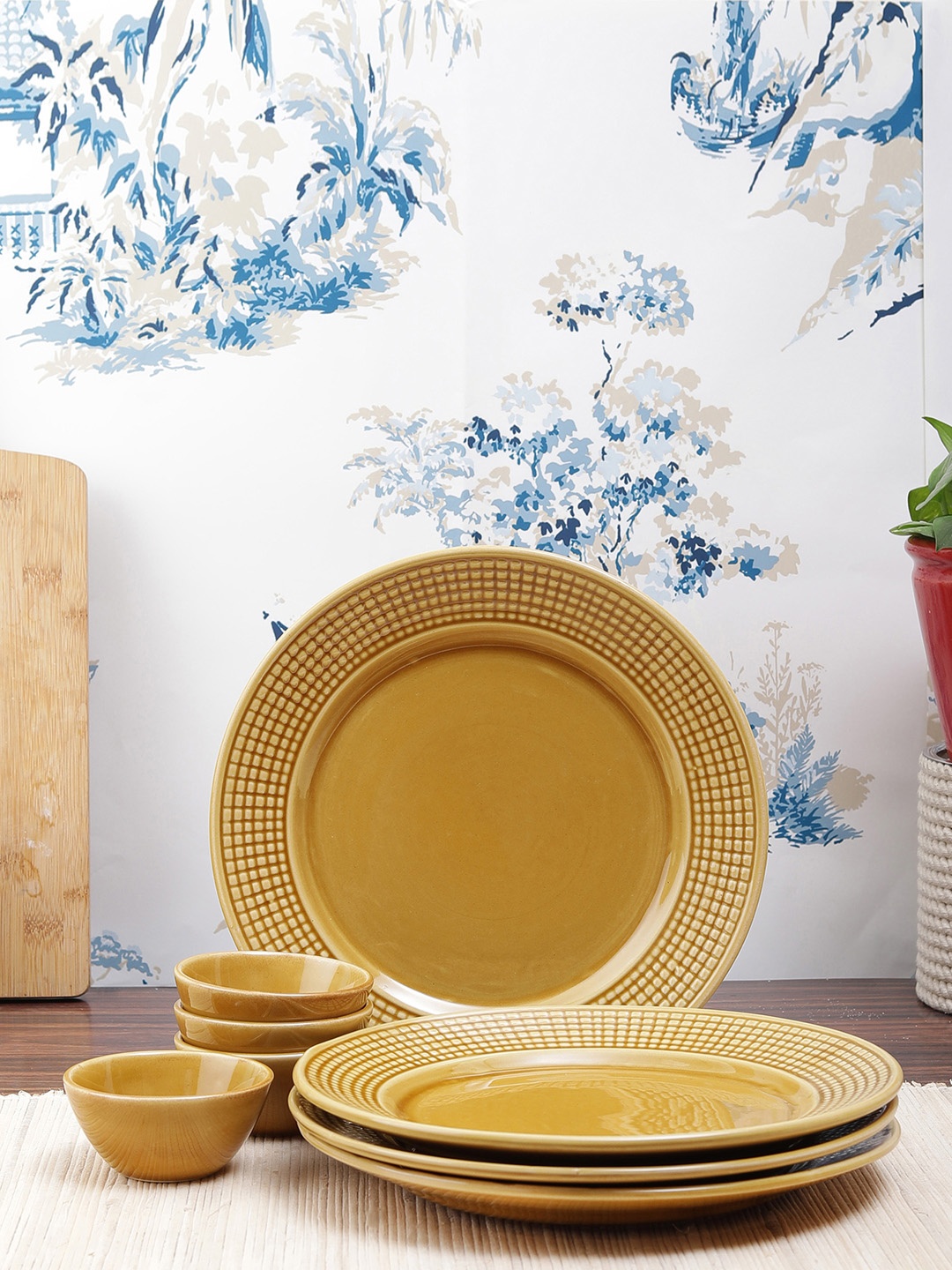 

VarEesha Set of 8 Mustard Yellow Printed Ceramic Dinner Plates & Bowls