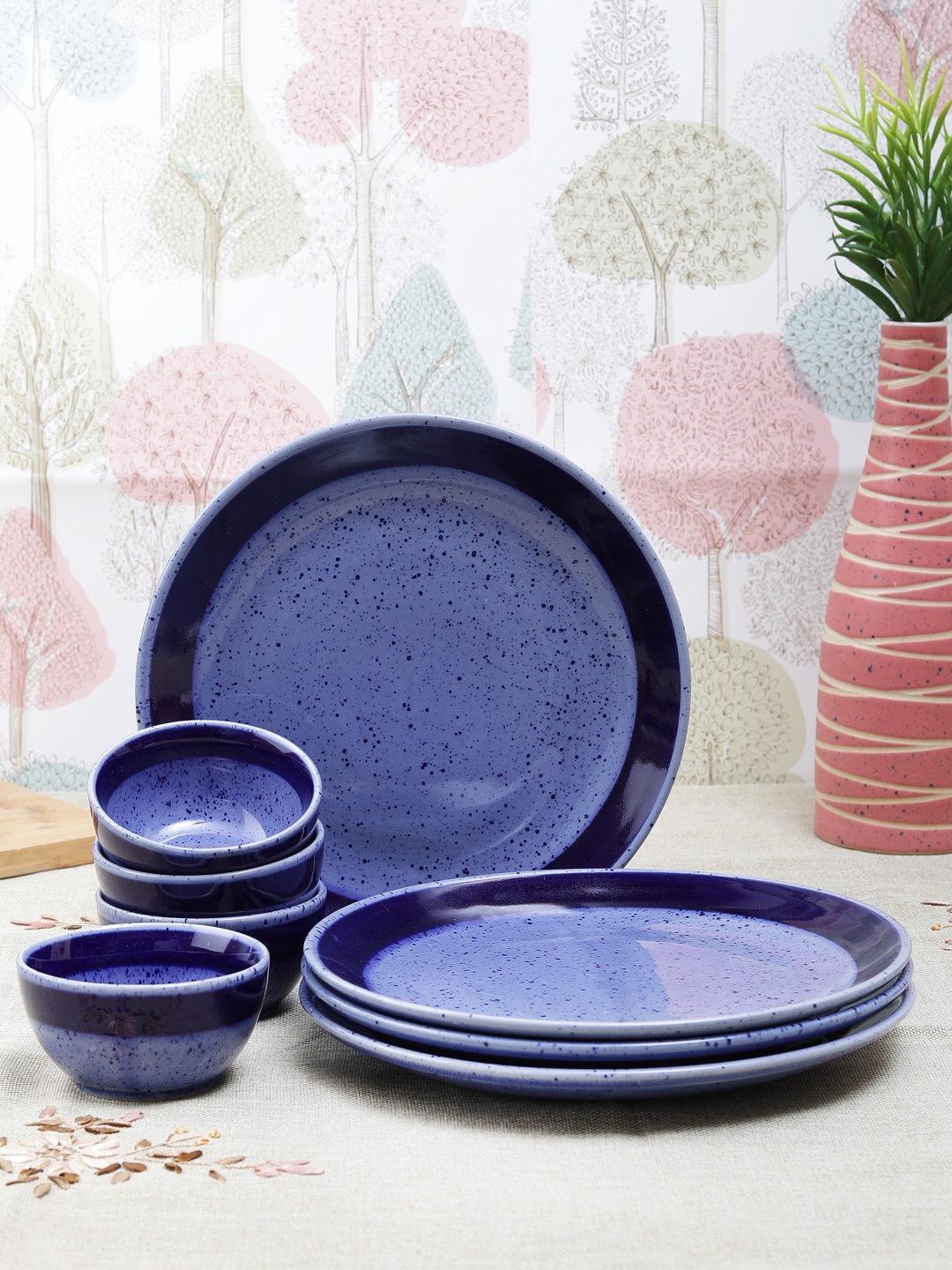 

VarEesha Set of 8 Blue Printed Ceramic Dinner Plates & Bowls