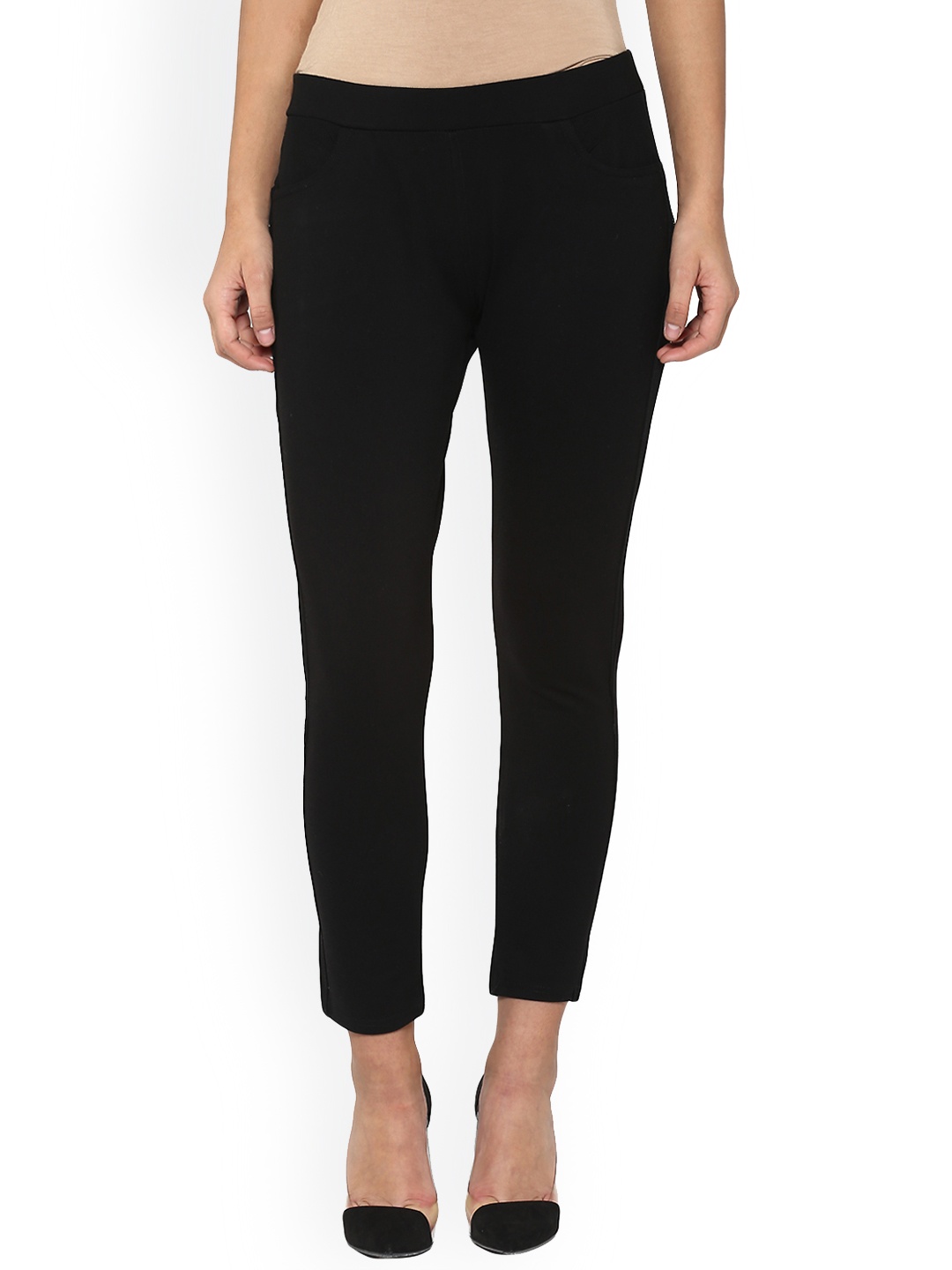 

Crimsoune Club Women Black Smart Fit Solid Ankle-Length Treggings