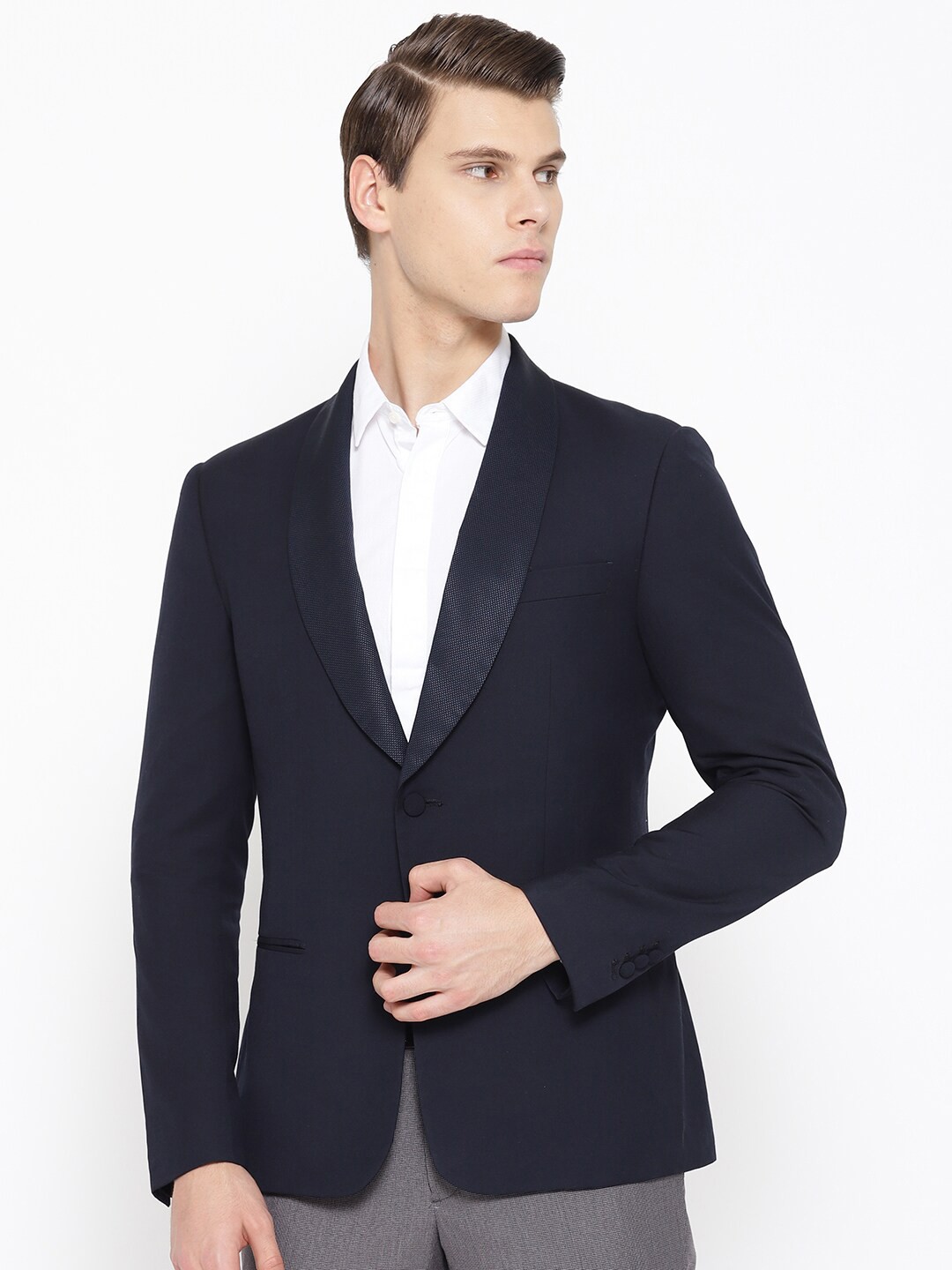 

Antony Morato Men Navy Solid Slim Fit Single-Breasted Semiformal Blazer, Navy blue