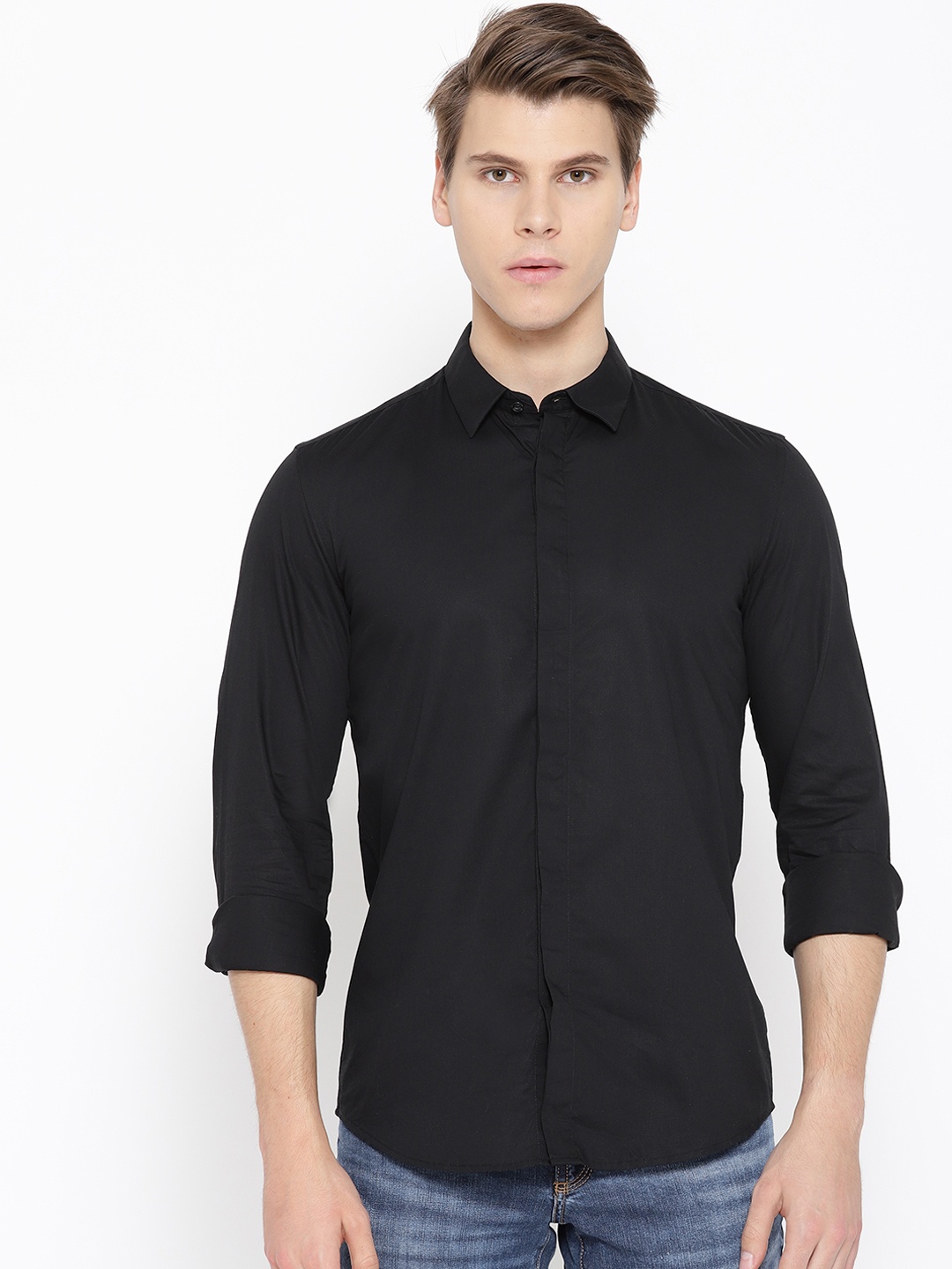 

Antony Morato Men Black Regular Fit Solid Casual Shirt