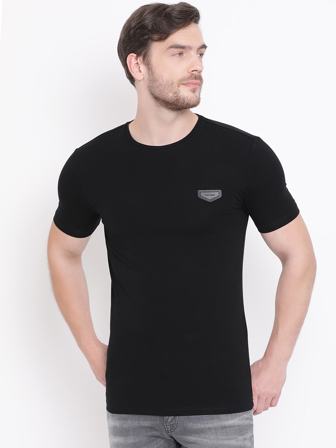 

Antony Morato Men Black Solid Round Neck T-shirt