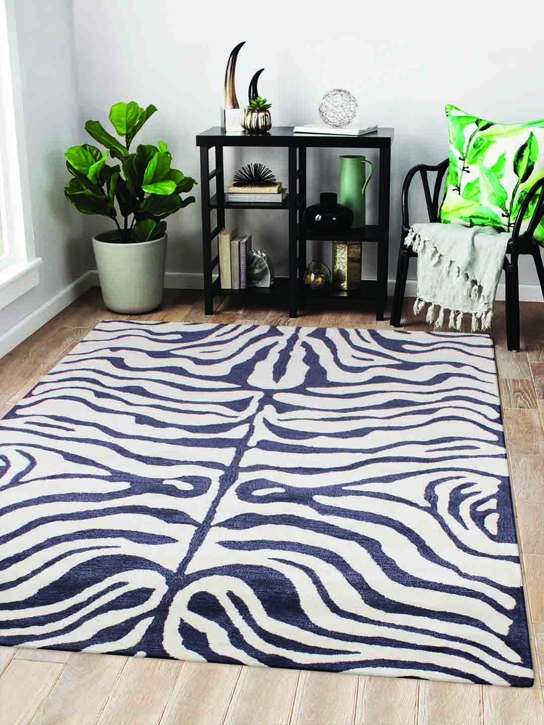 

Story@home Off-White & Grey Printed Carpet