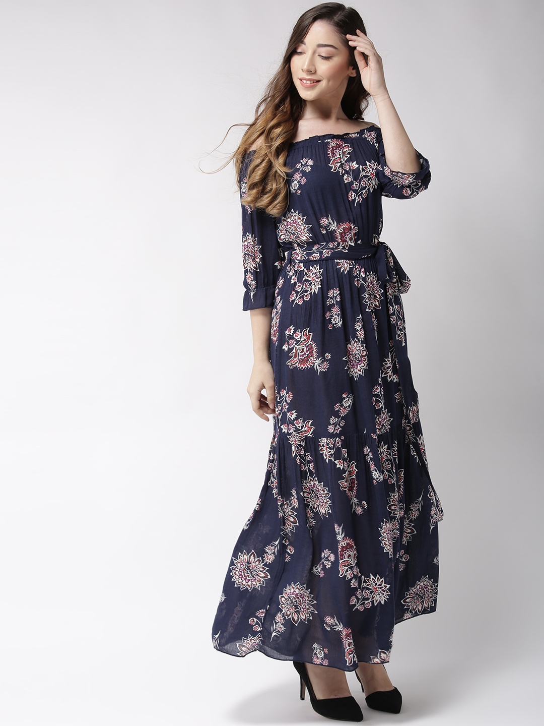 

Sera Women Navy Blue & Off-White Printed Maxi Dress