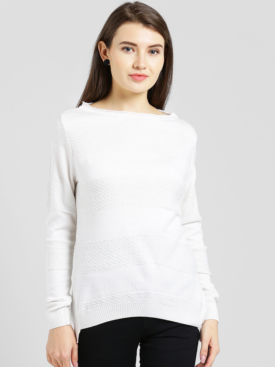 

Taanz Women White Solid Pullover