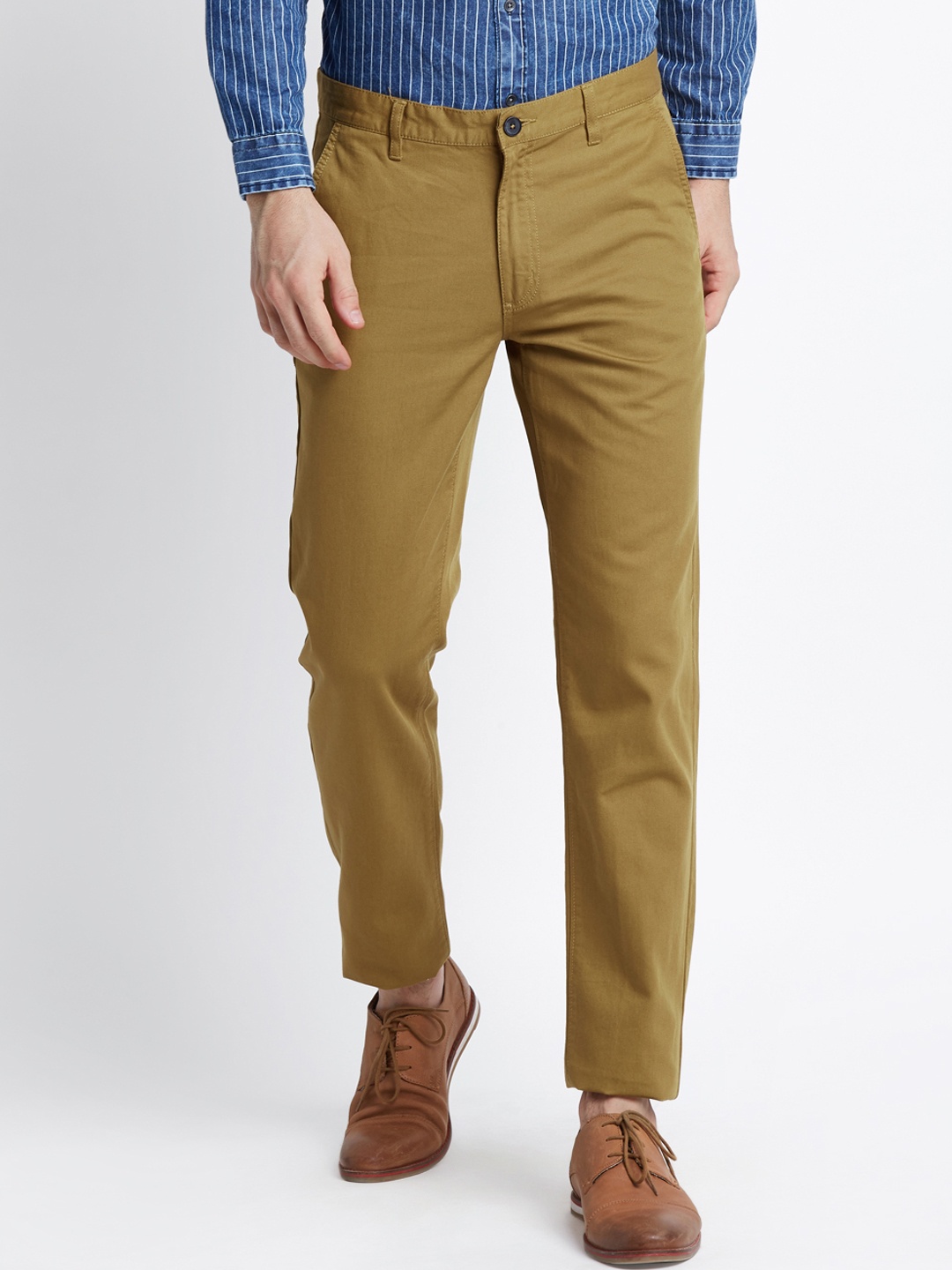 

Spiritus by pantaloons Men Gold-Toned Slim Fit Solid Regular Trousers