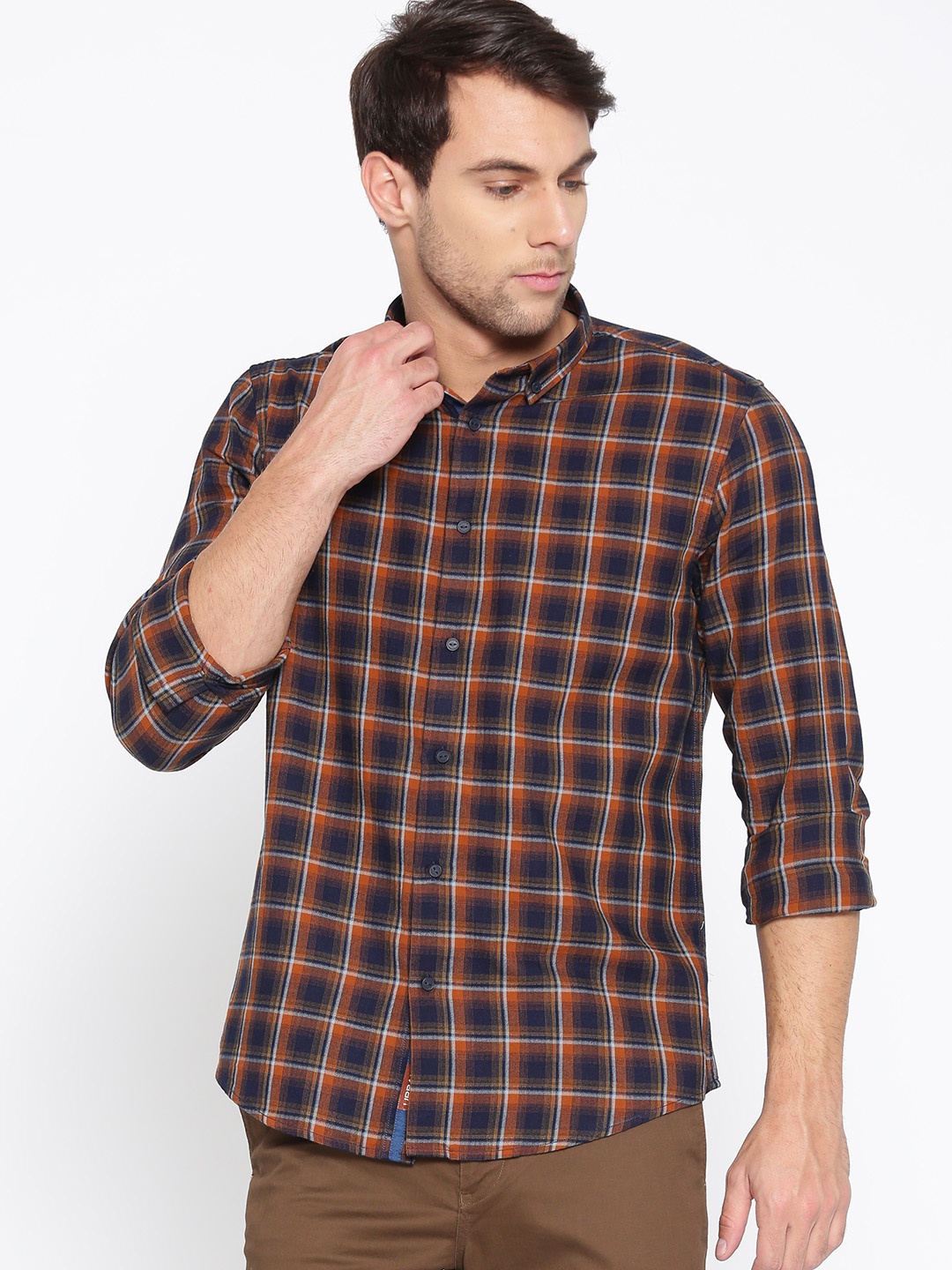 

Blackberrys Men Navy Blue & Mustard Brown Slim Fit Checked Casual Shirt