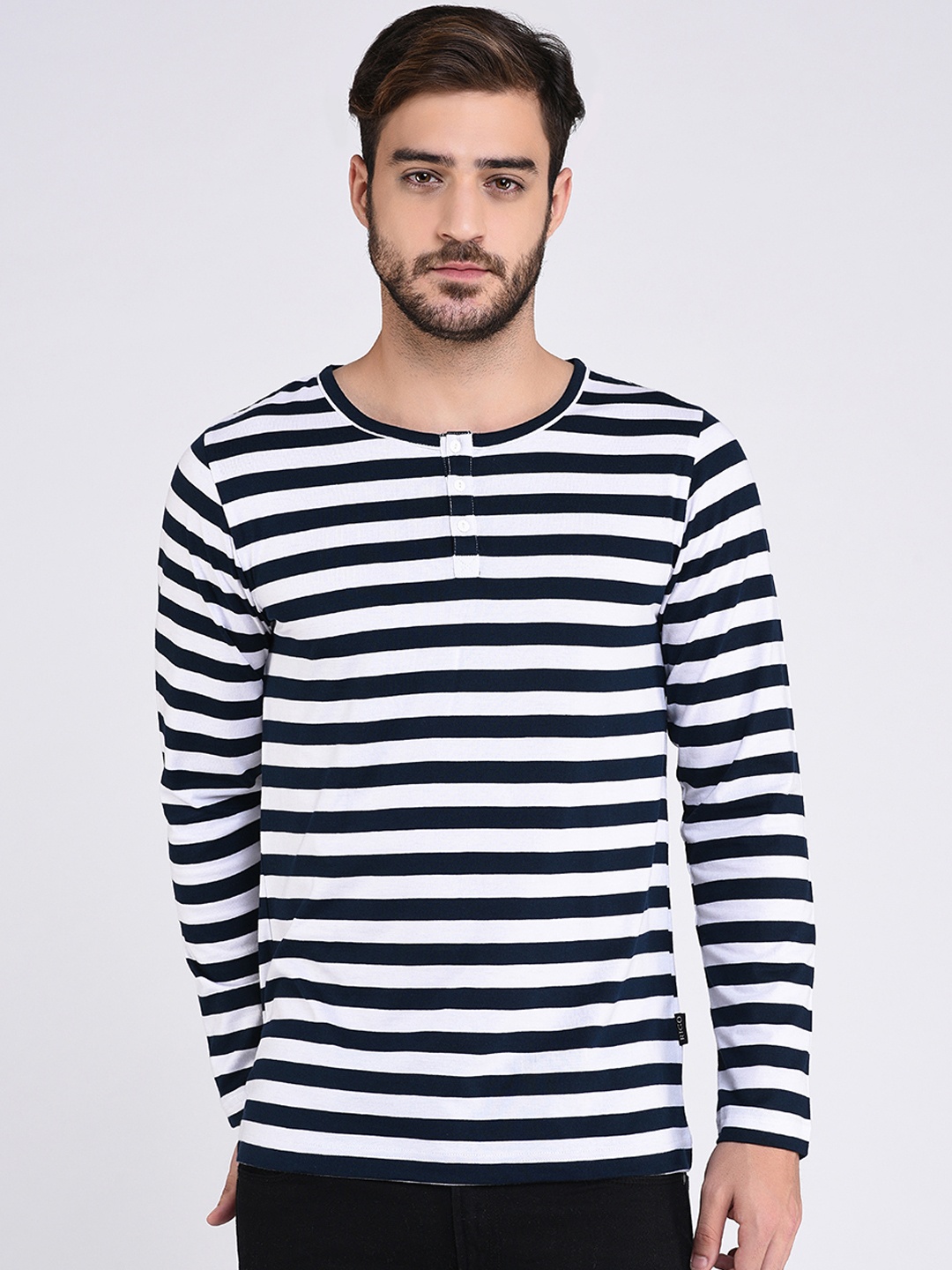 

Rigo Men Navy Blue & White Striped Henley Neck T-shirt
