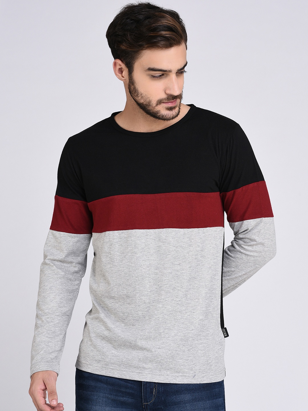 

Rigo Men Black & Maroon Colourblocked Round Neck T-shirt