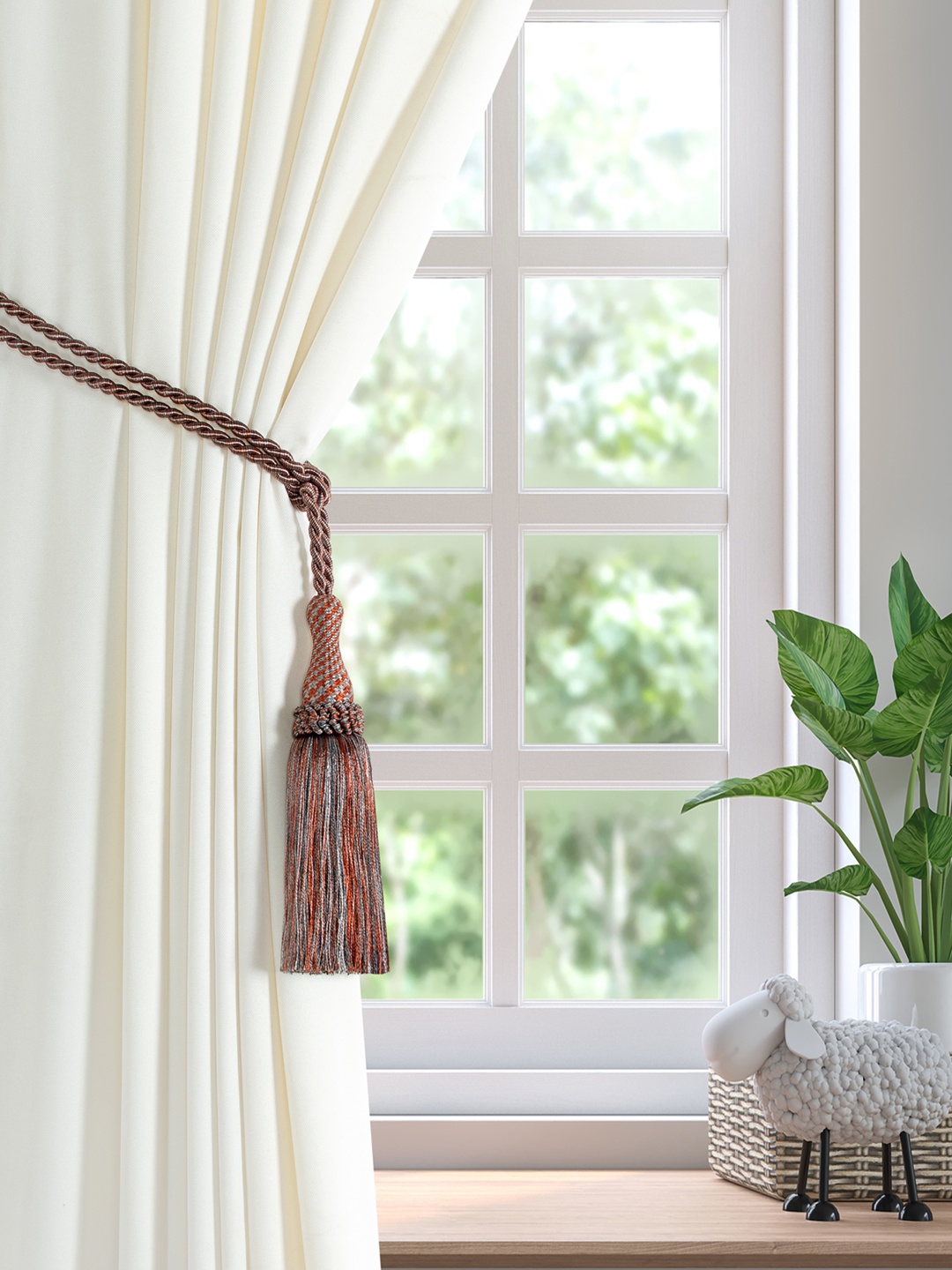 

Deco Window Grey Curtain Tieback