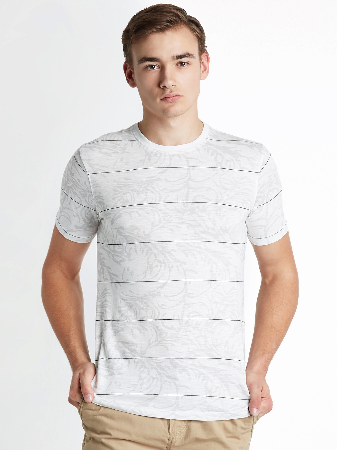 

Urban Ranger by pantaloons Men White Striped Round Neck T-shirt