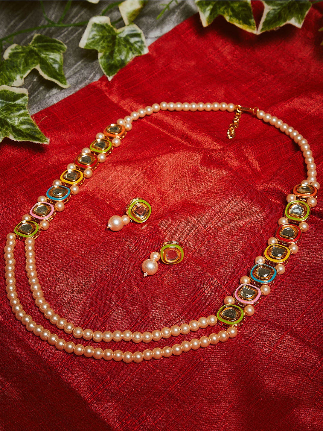 

PANASH Gold-Plated, Off-White & Multicoloured Kundan & Pearl Studded Meenakari Handcrafted Jewellery Set