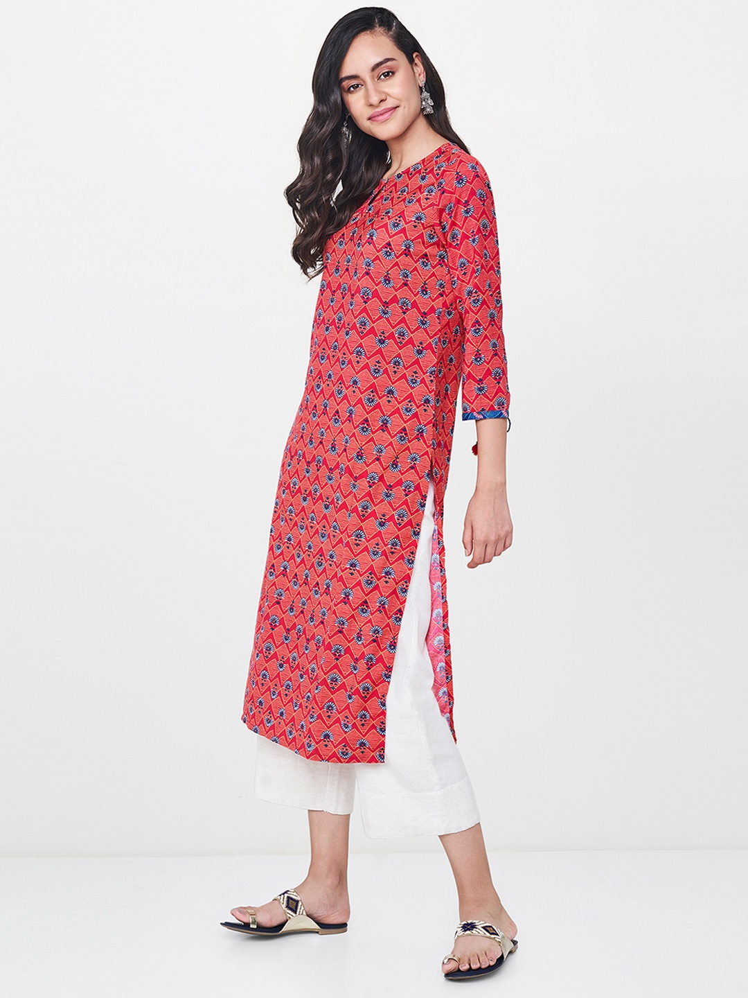 

Global Desi Women Pink & Orange Printed Straight Kurta