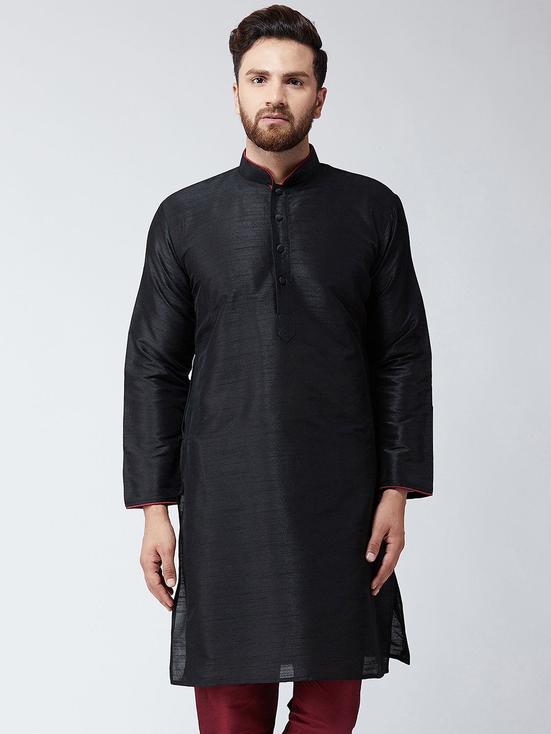

SOJANYA Men Black Solid Straight Kurta