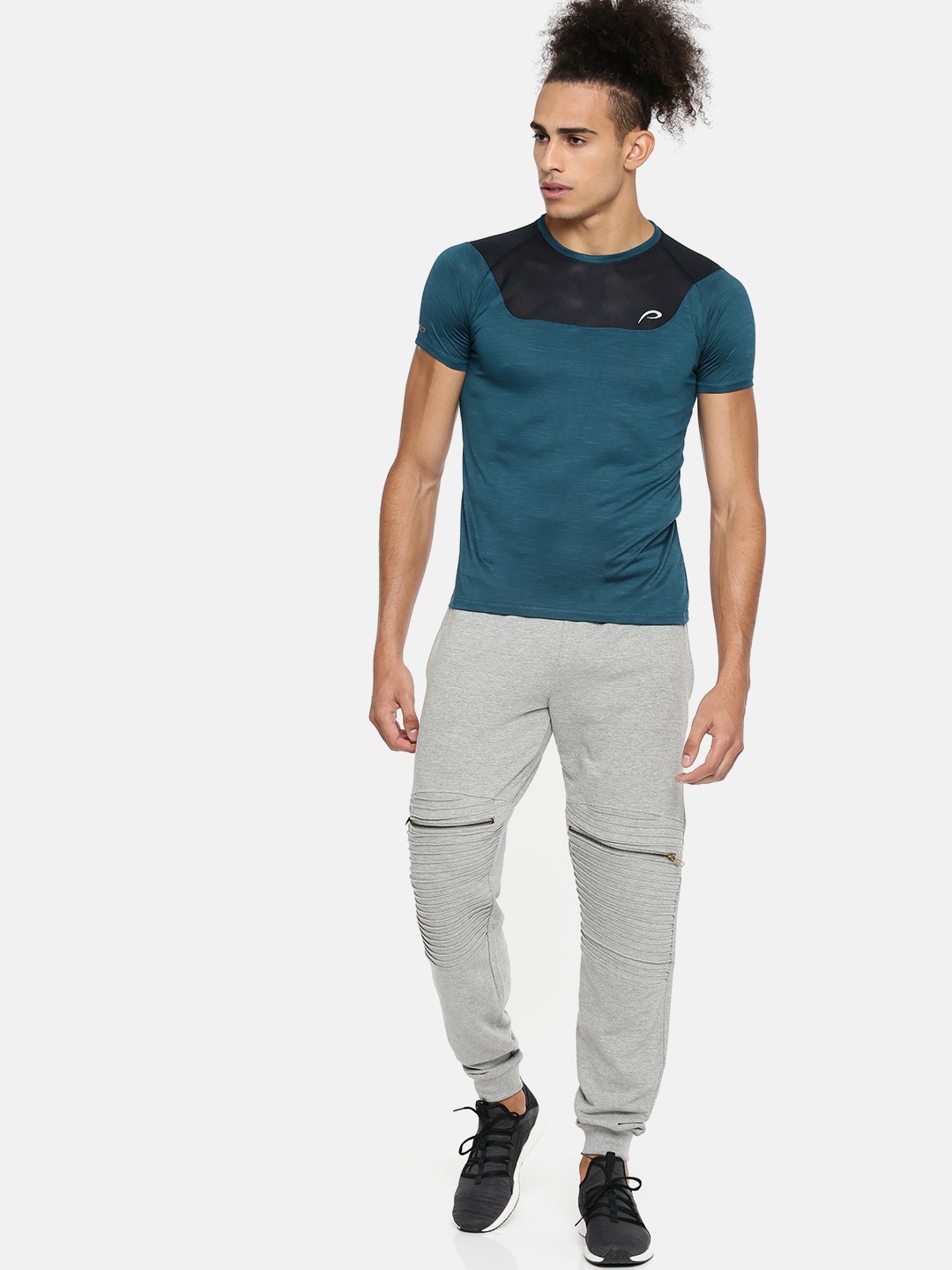 

Proline Active Men Teal Blue Solid Round Neck T-shirt