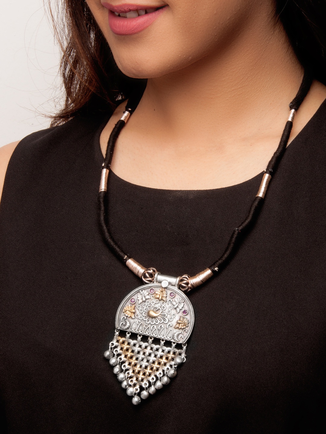 

Rubans Gold-Toned & Black Alloy Silver-Plated Oxidised Handcrafted Necklace