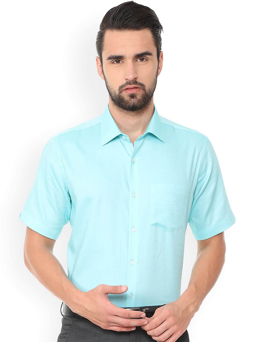 

Van Heusen Men Blue Regular Fit Solid Formal Shirt