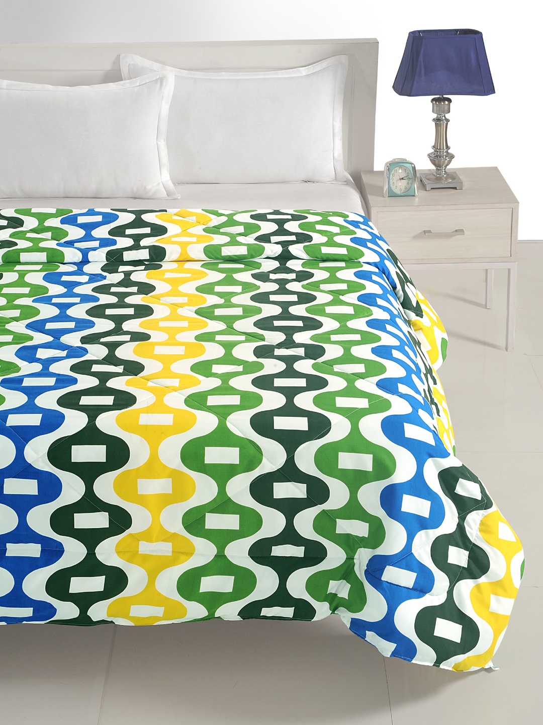 

SWAYAM Blue & Green Geometric Mild Winter 150 GSM Double Bed Blanket