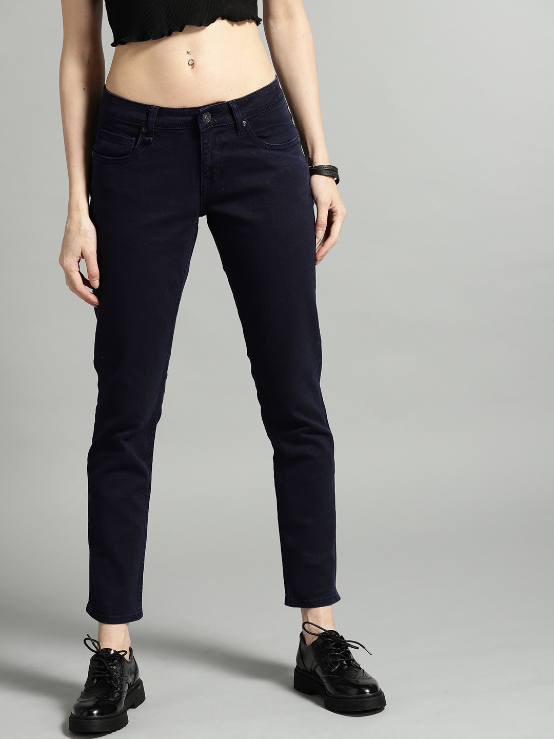 

Roadster Women Navy Blue Slim Fit Mid-Rise Clean Look Stretchable Jeans