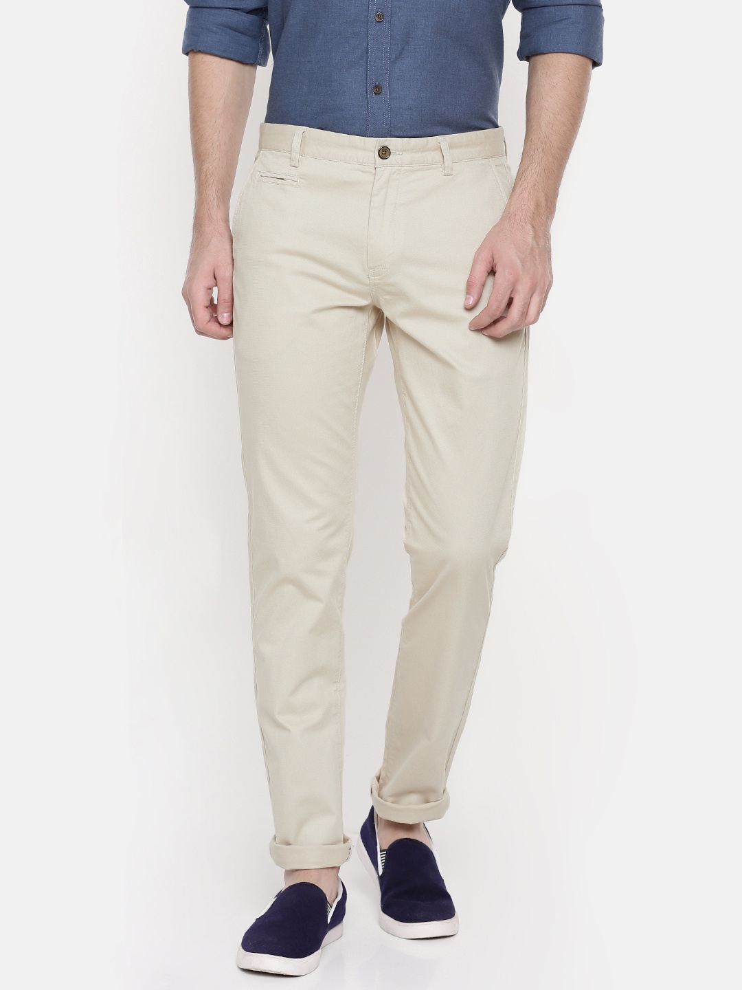 

Arrow Sport Men Beige Leisure Slim Fit Solid Chinos