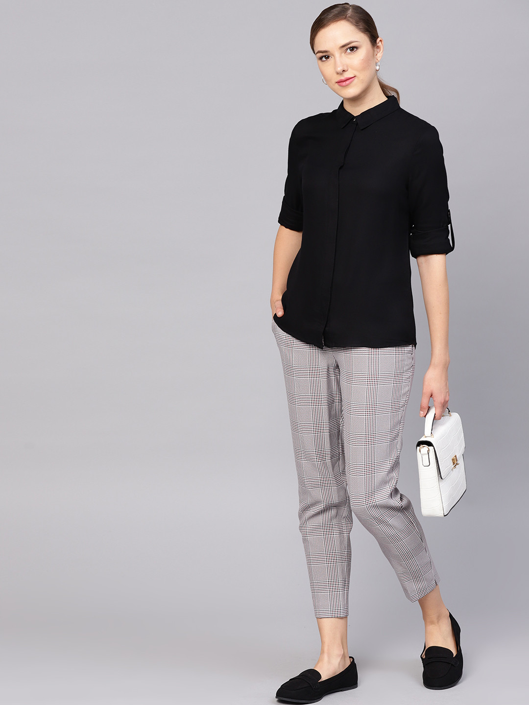 

STREET 9 Women Black Regular Fit Solid Casual Shirt