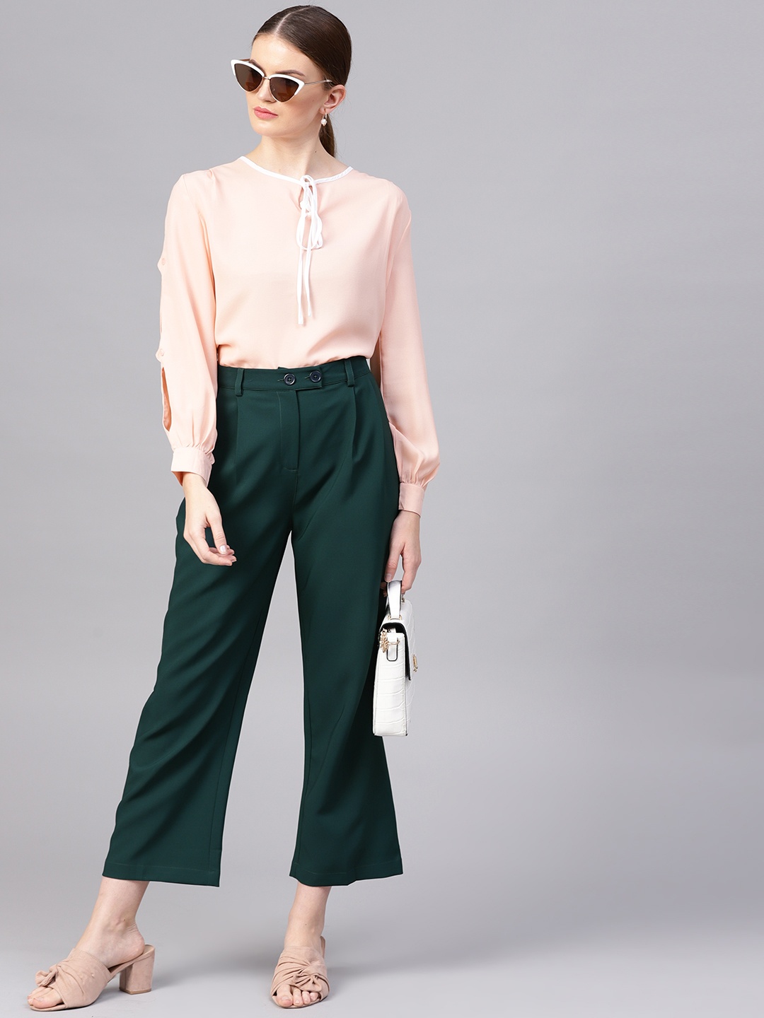 

STREET 9 Women Green Solid Regular Fit Cropped Parallel Trousers