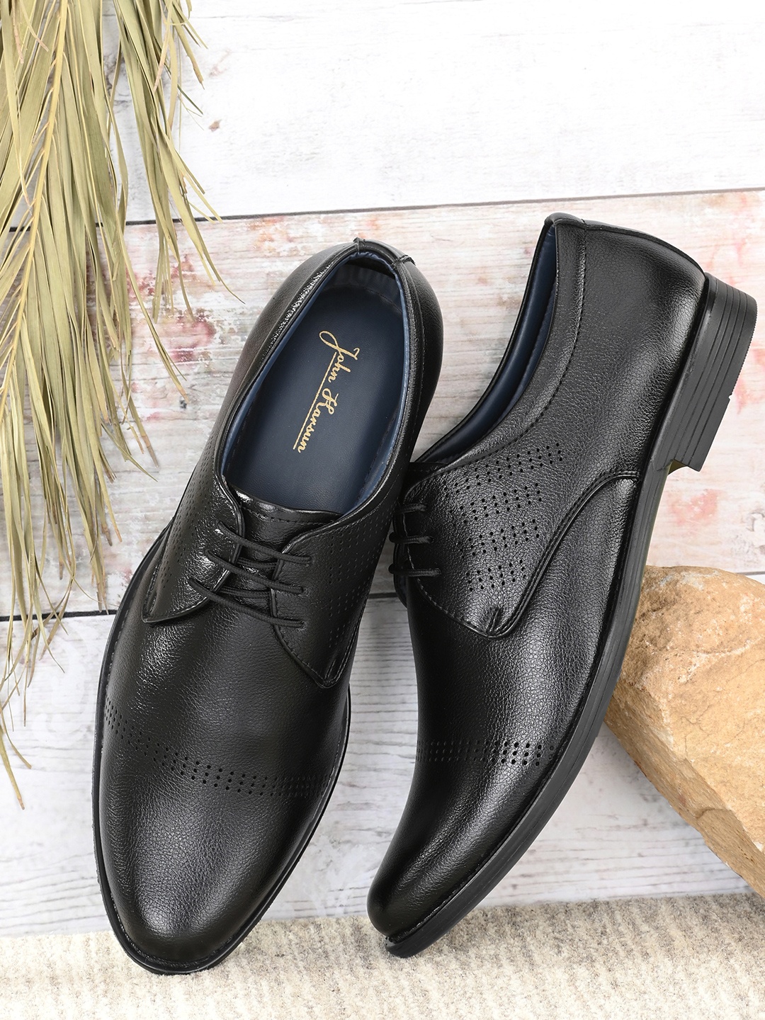 

John Karsun Men's Black Formal Derbys