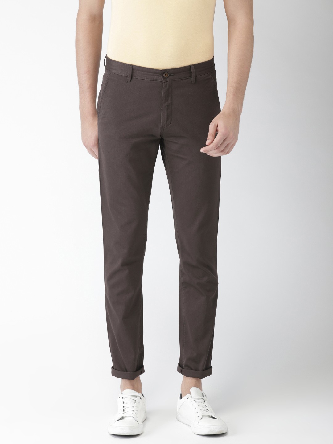 

Arrow Sport Men Brown Chrysler Slim Fit Solid Chinos