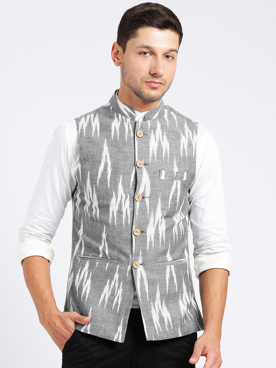 

KISAH Men Grey Printed Nehru Jacket