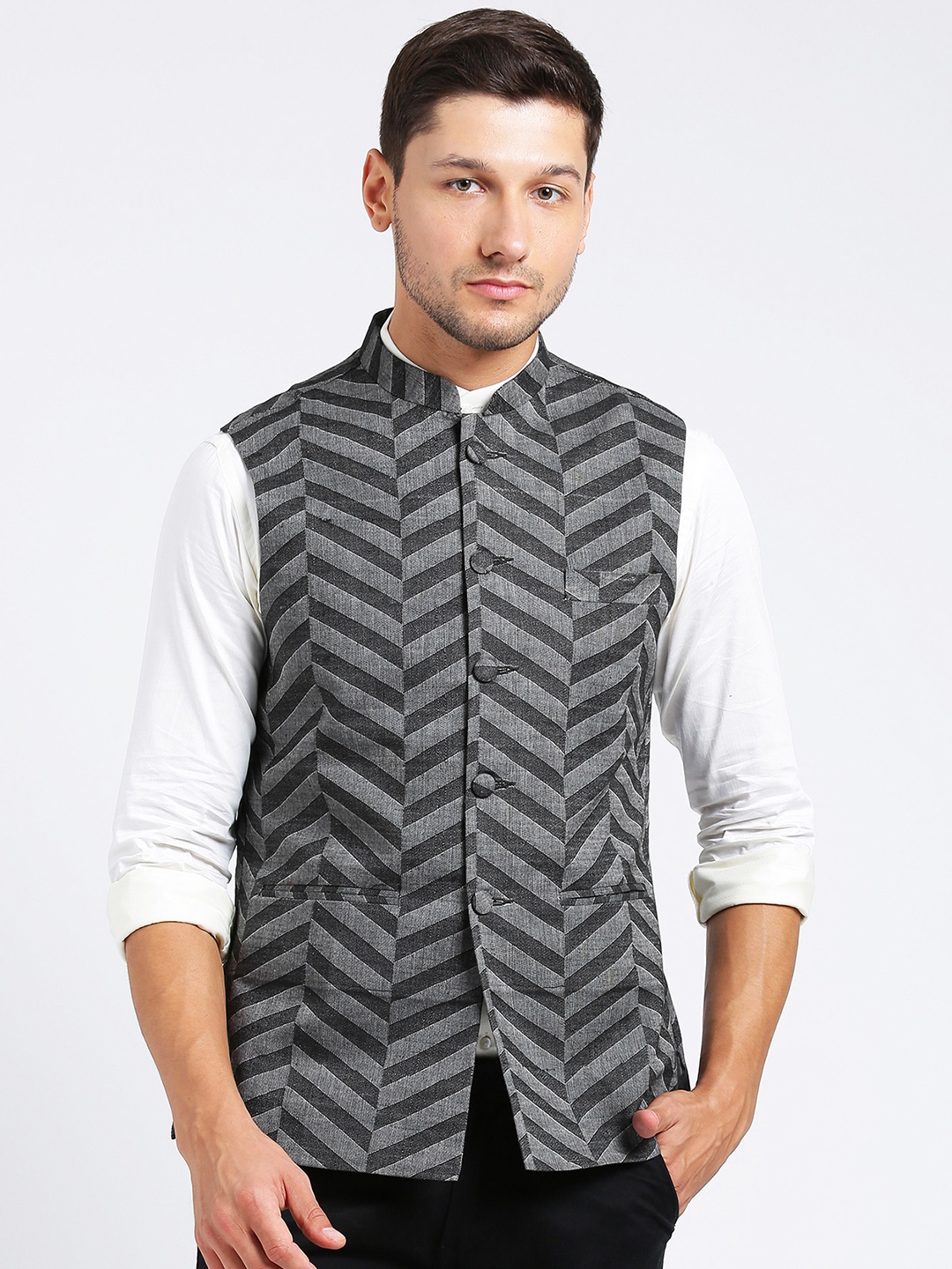 

KISAH Men Grey Striped Nehru Jacket