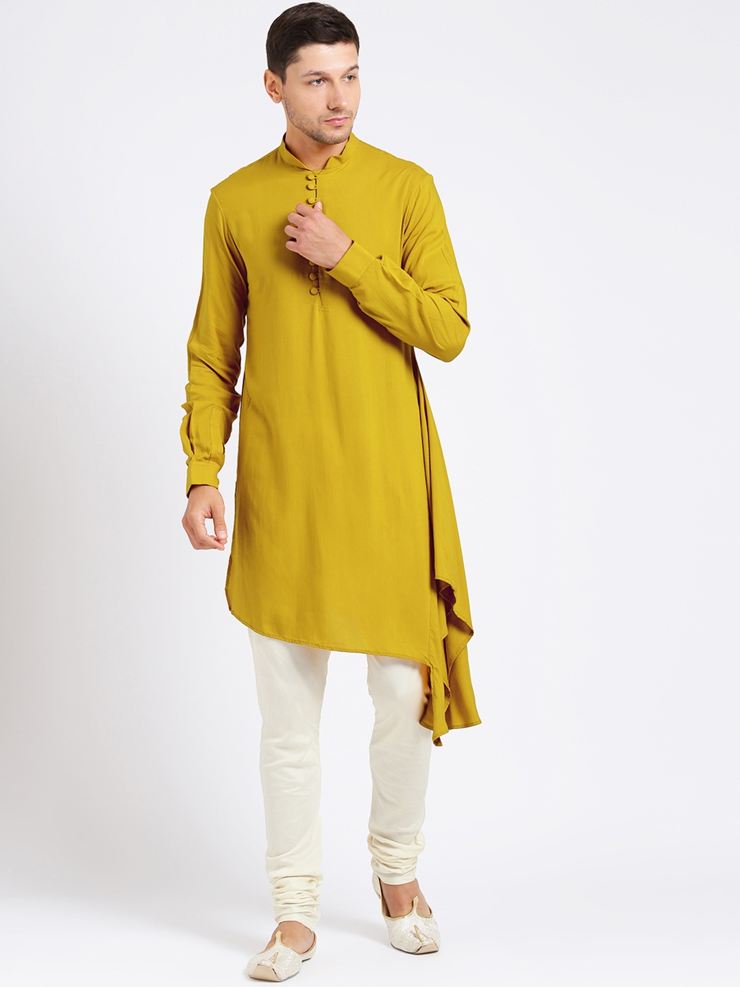 

KISAH Men Mustard Yellow & Off-White Solid Kurta with Churidar