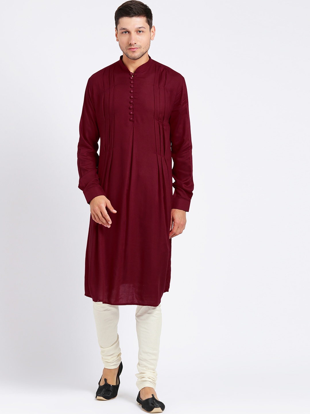 

KISAH Men Maroon & Off-White Solid Kurta with Churidar