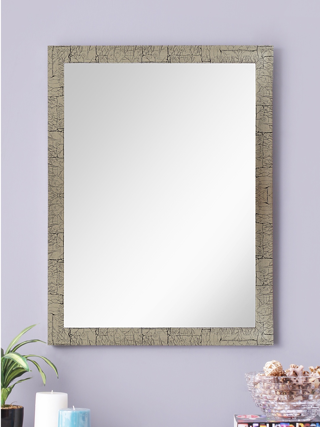 

999Store Silver-Toned Fibre Wall Mirror