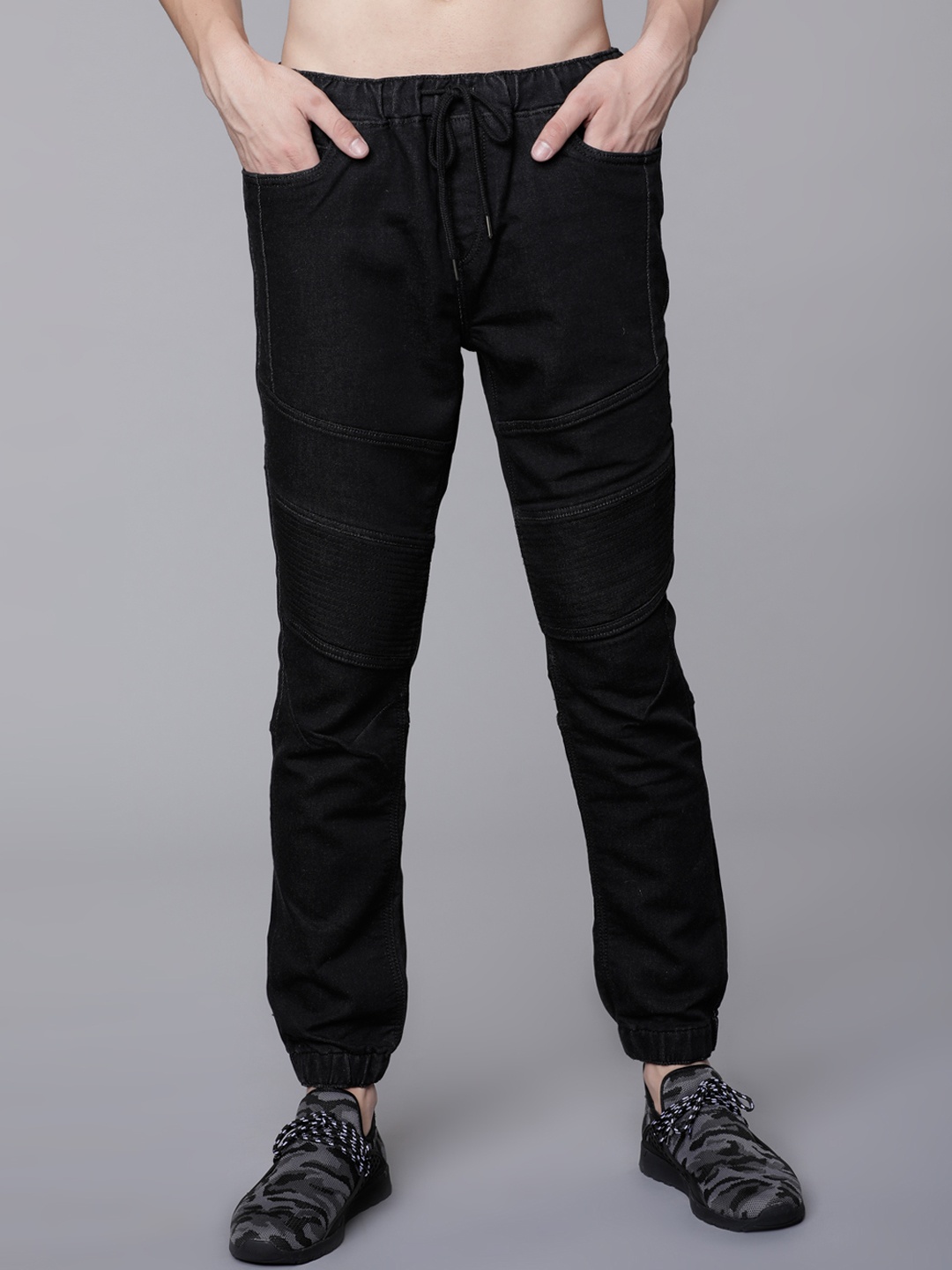 

LOCOMOTIVE Men Black Jogger Mid-Rise Clean Look Stretchable Jeans