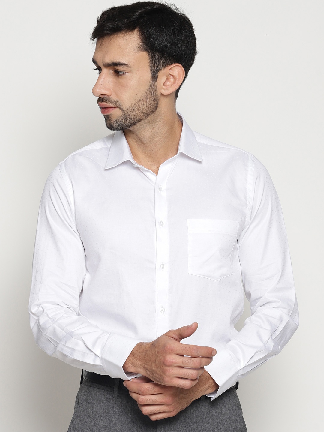 

IVOC Men White Smart Slim Fit Printed Formal Shirt