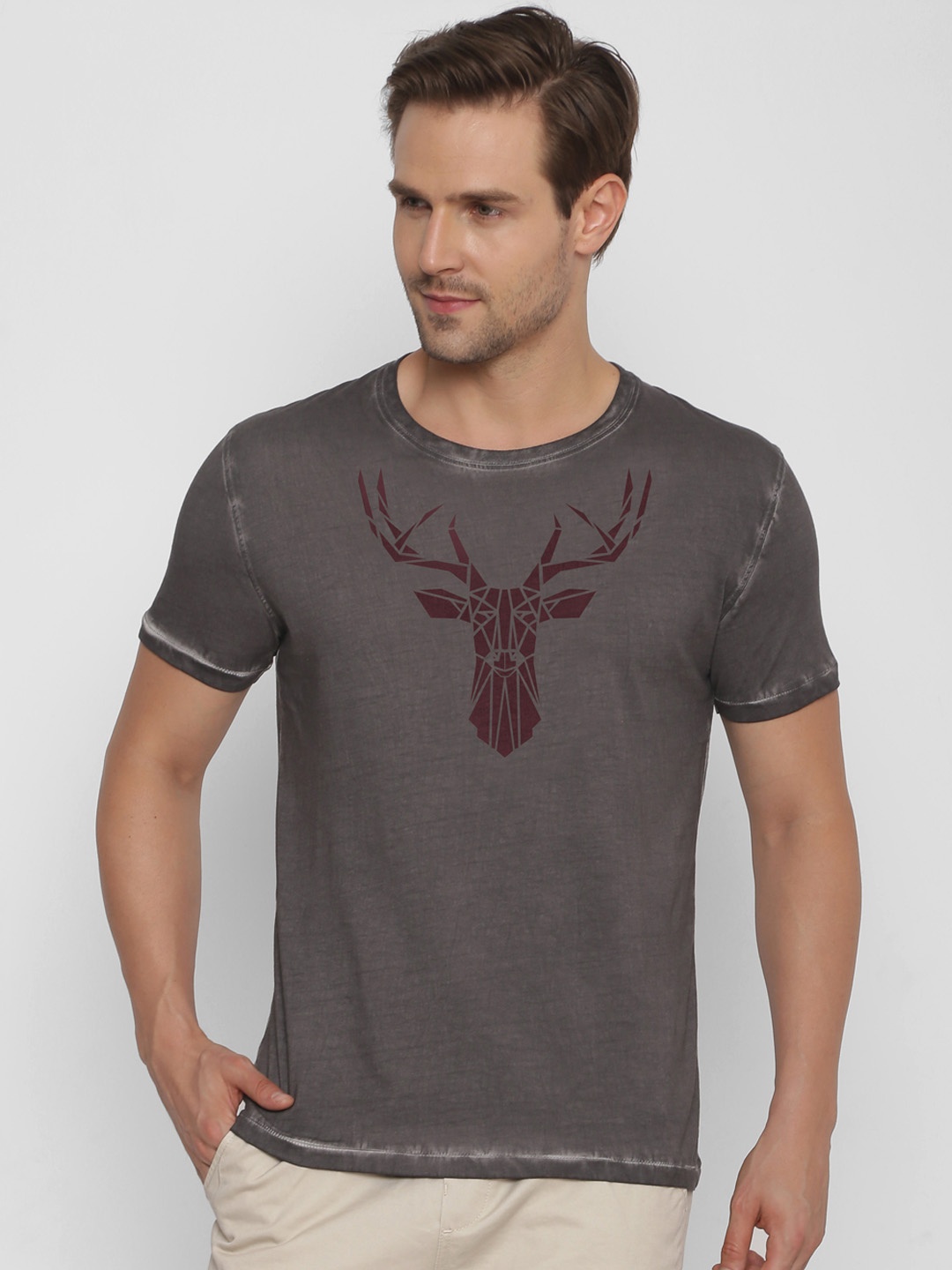 

YAK YAK Men Grey Printed Round Neck Slim Fit Pure Cotton T-shirt