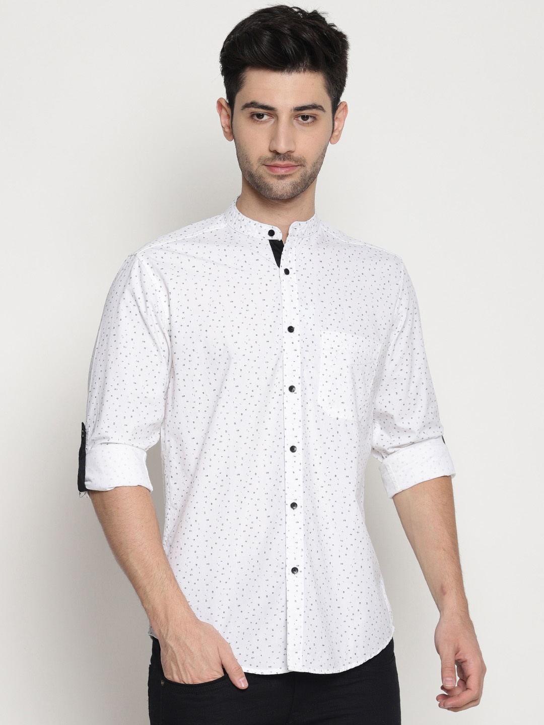 

IVOC Men White Smart Slim Fit Printed Casual Shirt