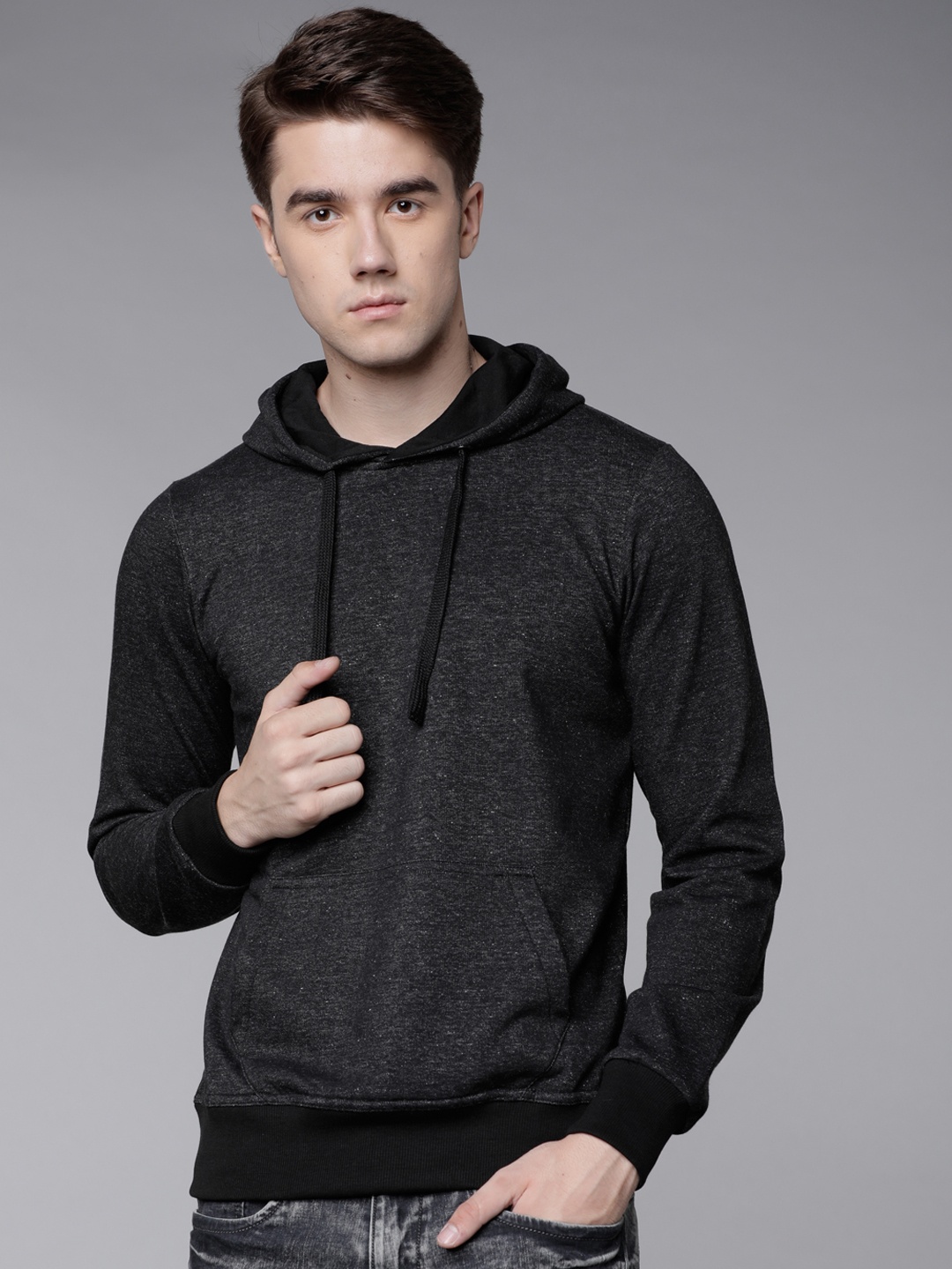 

HIGHLANDER Men Charcoal Solid Hooded Sweatshirt