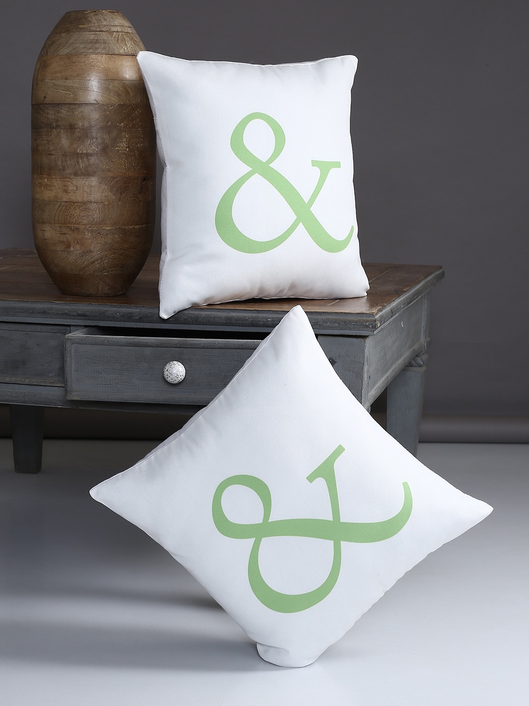 

Alina decor Off-White & Green Set of 2 Geometric Square Cushion Covers
