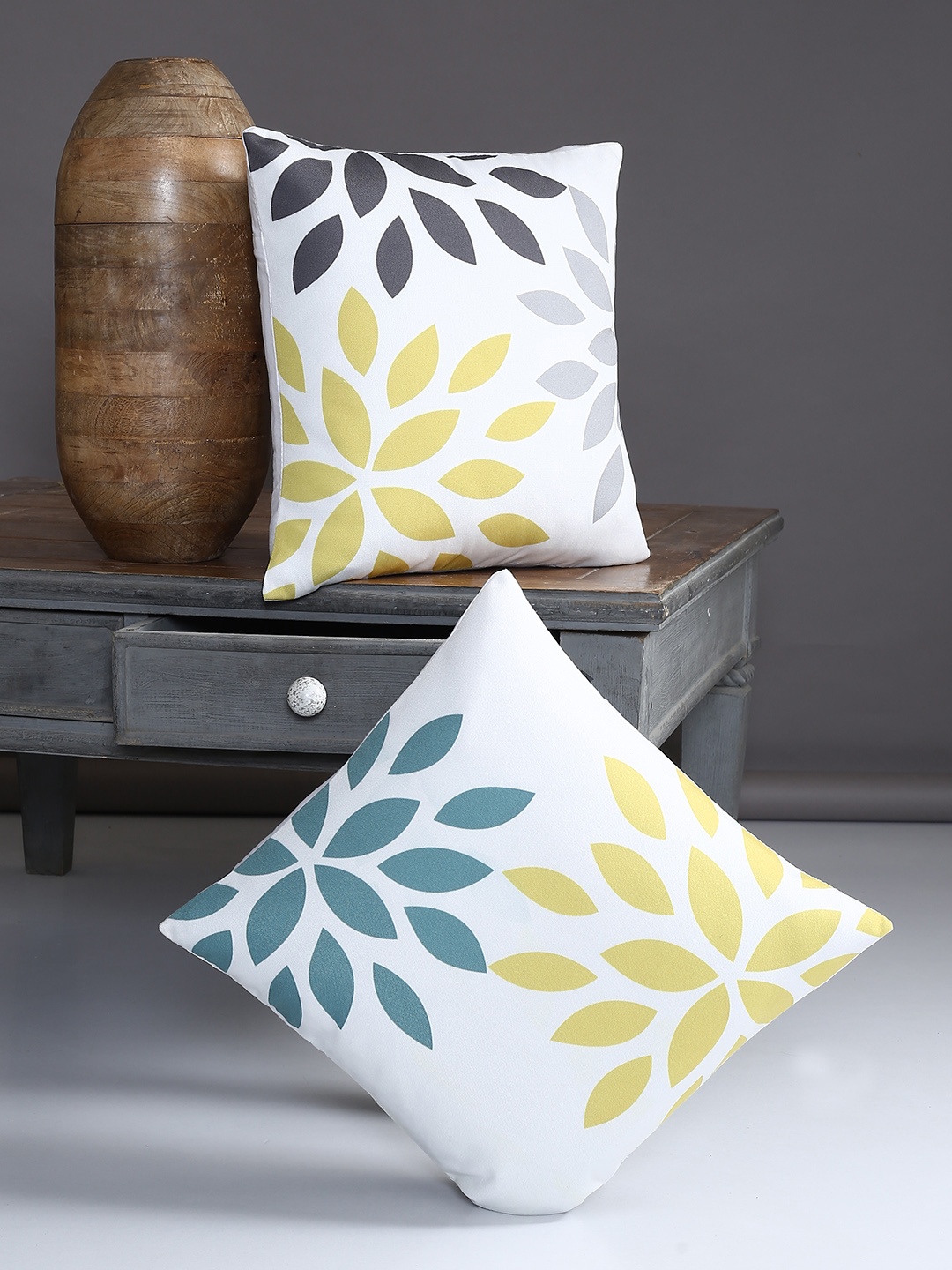 Alina decor Multicoloured Set of 2 Geometric Square Cushion Covers, Multi