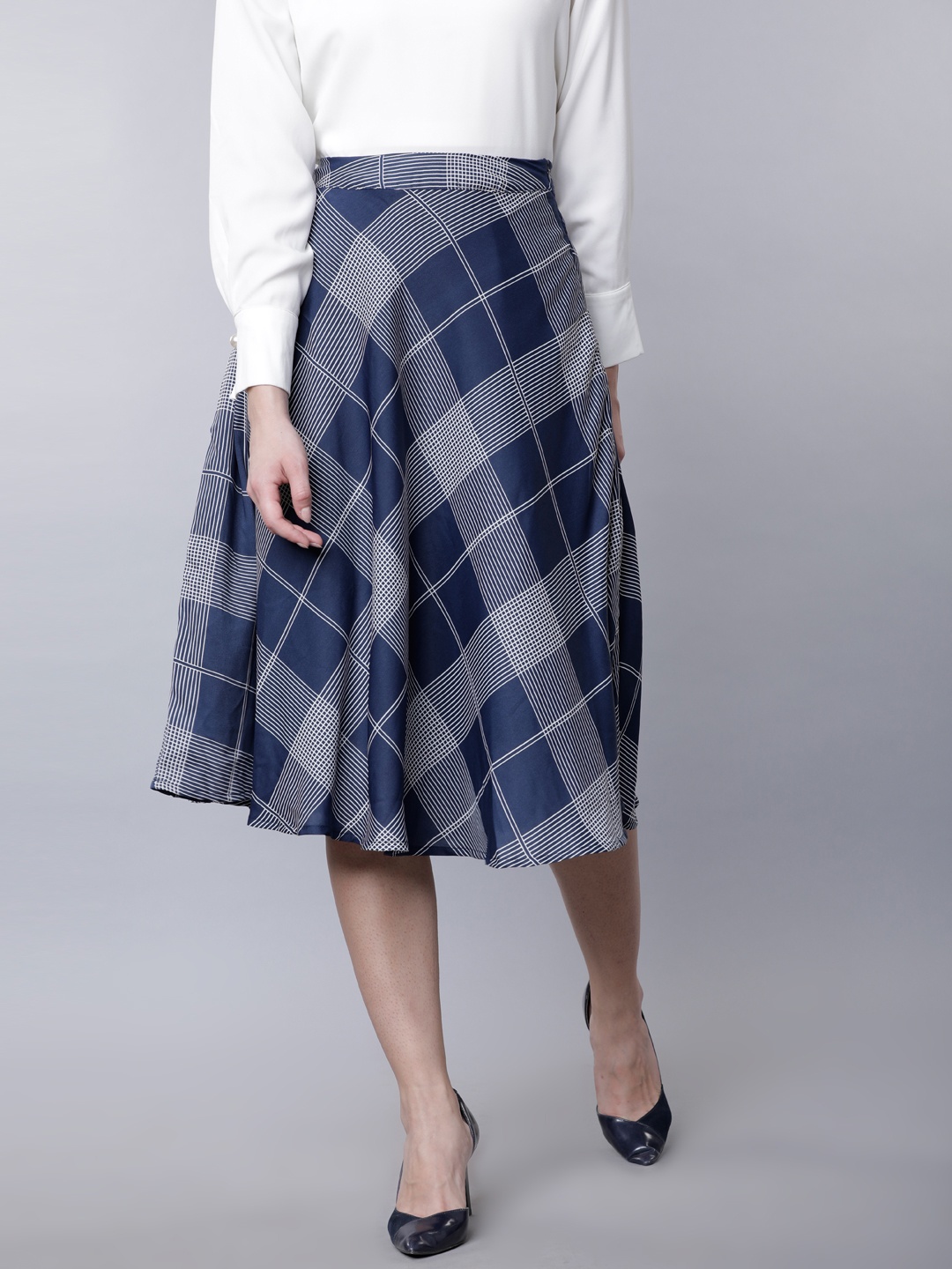 

Tokyo Talkies Women Navy Blue Checked Midi Skirt