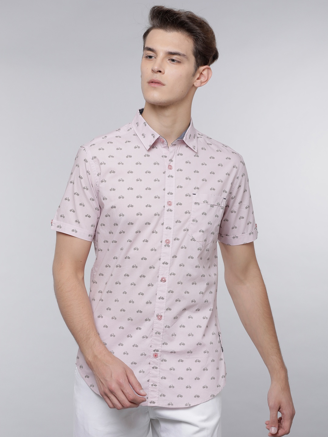 

LOCOMOTIVE Men Pink Slim Fit Printed Casual Shirt