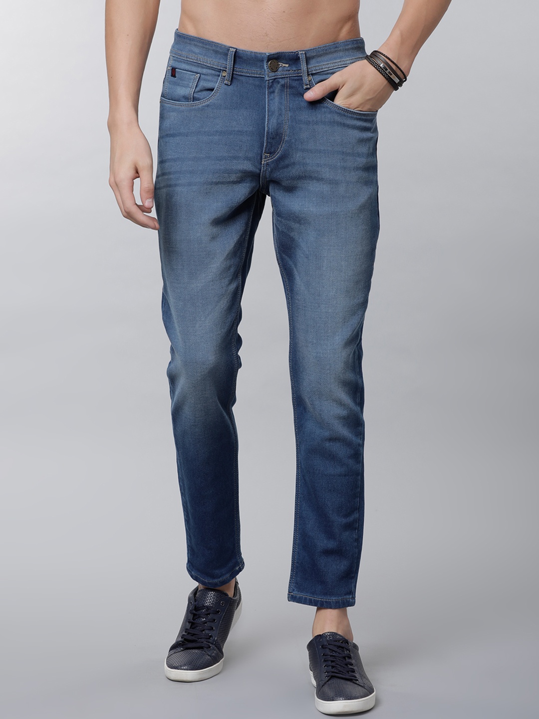 

LOCOMOTIVE Men Blue Tapered Fit Mid-Rise Clean Look Stretchable Jeans